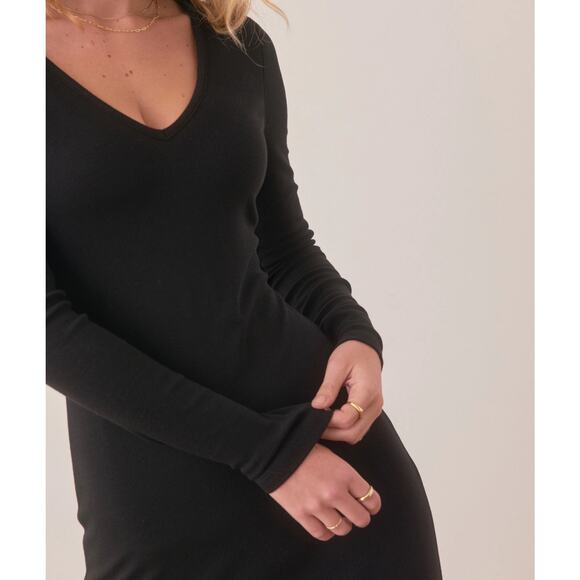 Marine Layer Elegant Black Long Sleeve Midi Dress - Picture 3 of 11